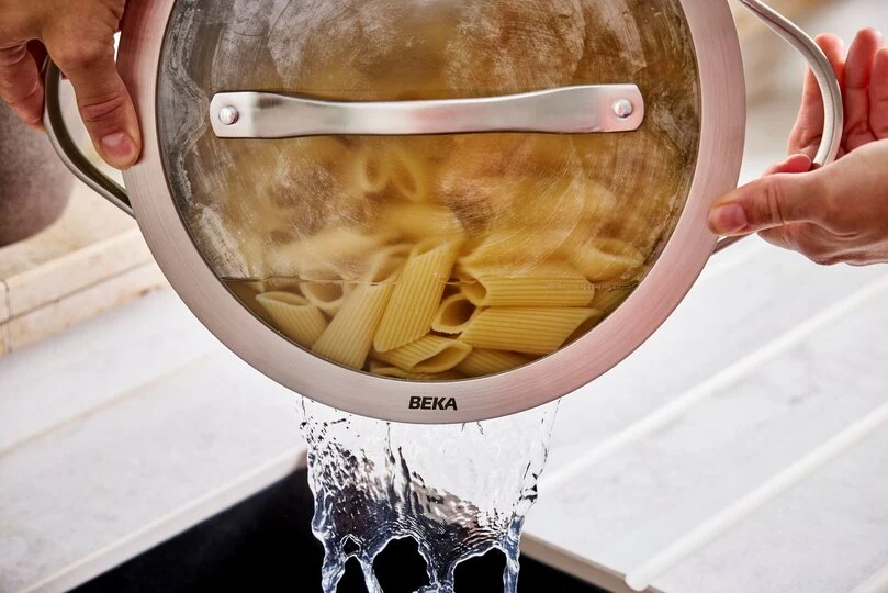 Beka Sensa Saucepan with Softbase Base – Glass Lid with Downdraft Function – Latte