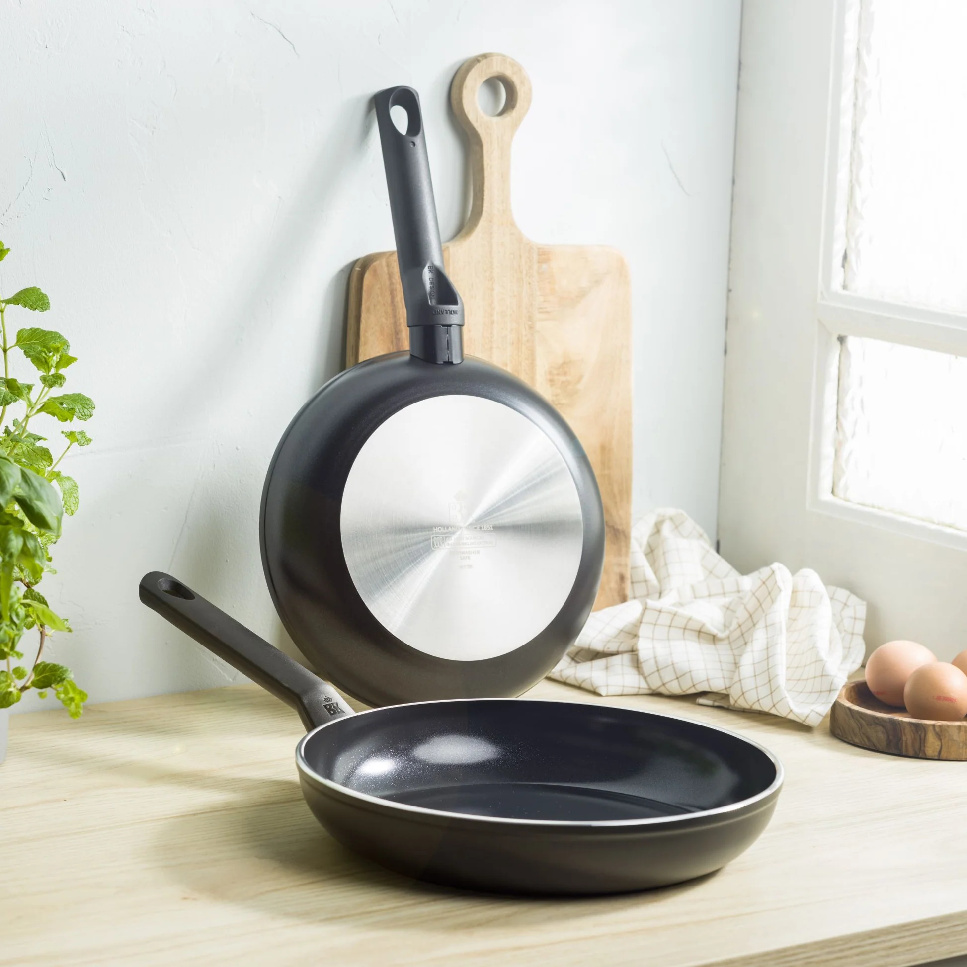 BK Easy Induction Frying Pan Set, Ø 24 and 28 cm – PFAS-free