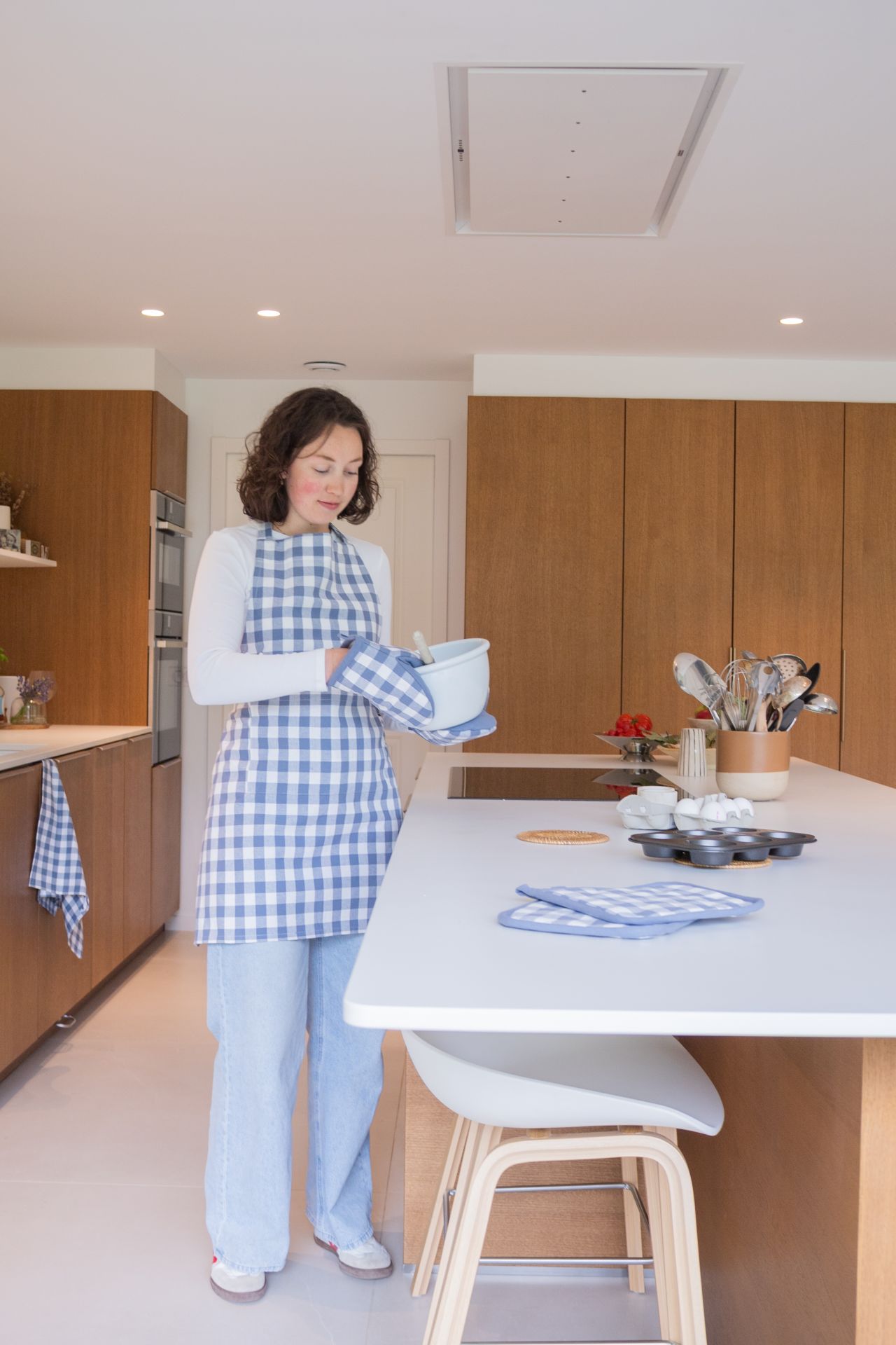 Tiseco Gingham Apron – 80 x 74 cm – Blue