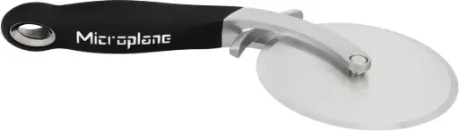 Microplane Pizzasnijder Pro met Deegprikker - Zwart